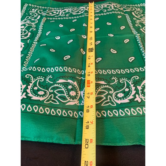 6 new bandanas - Picture 3 of 3